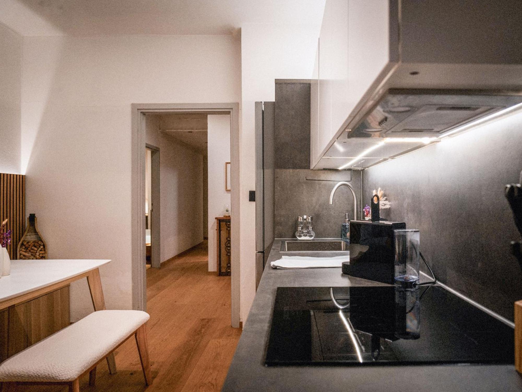 Bergblick Apartment In Zentrumsnaehe Mit Garage 메라노 외부 사진